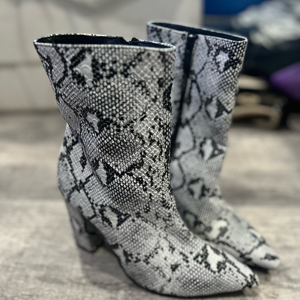 Size 38 boots heels